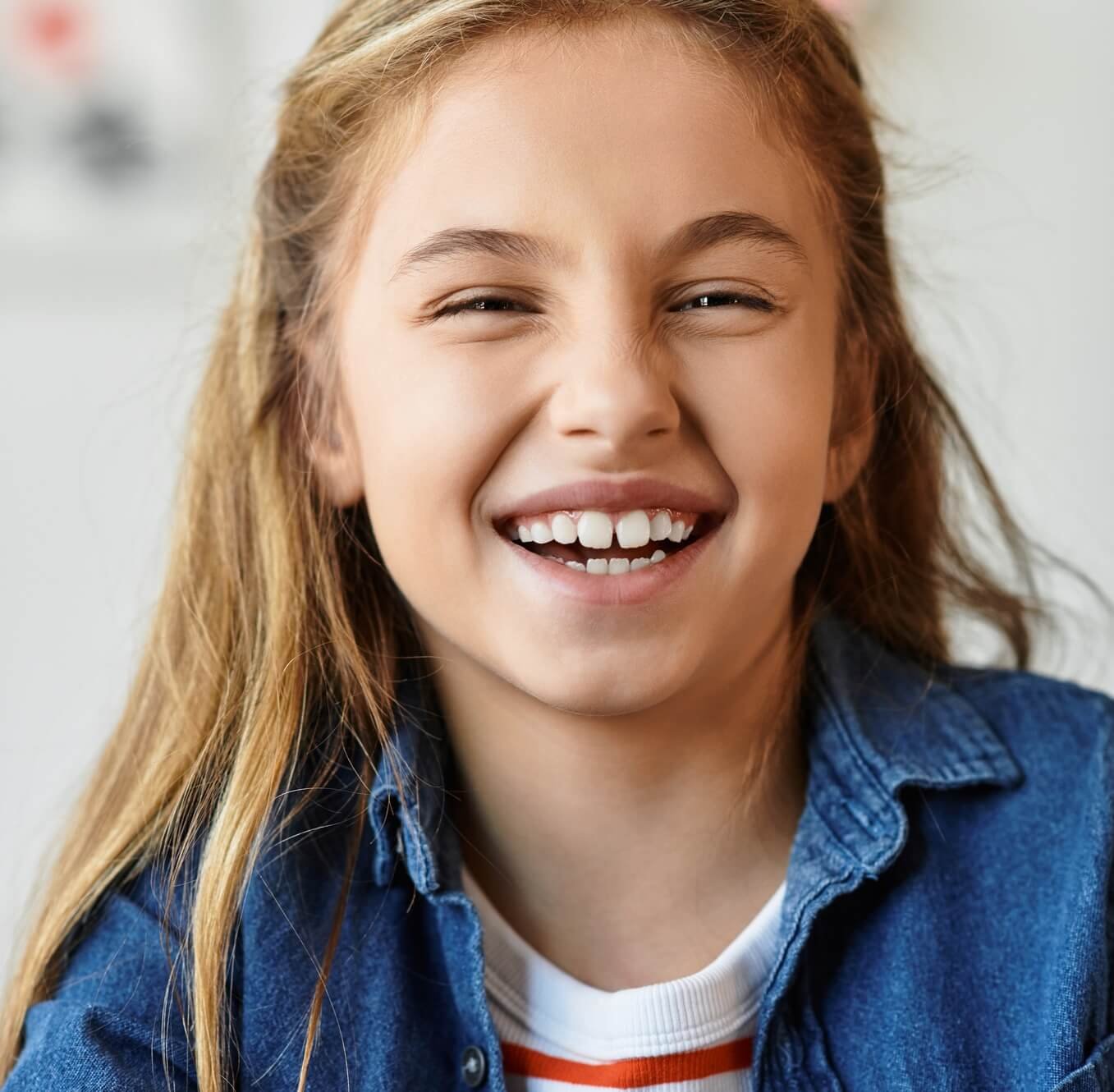 casual-moments-of-joy-for-a-gen-alpha-girl-enjoyin-2025-12-08-19-37-56-utc